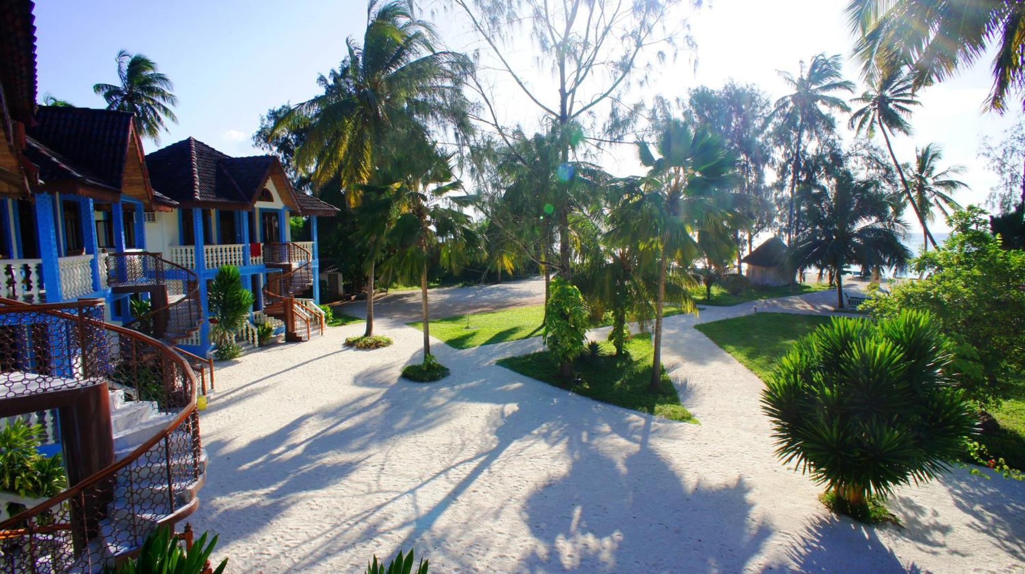 Smiles Beach Hotel Nungwi Exterior photo